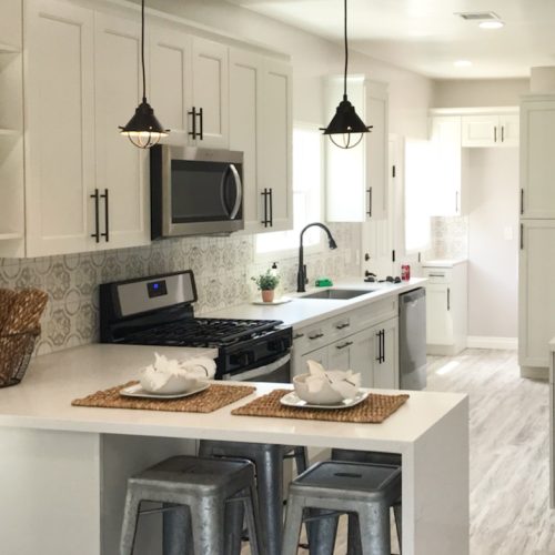 Shell City SCY | Modern Off-White Frameless Kitchen Cabinets