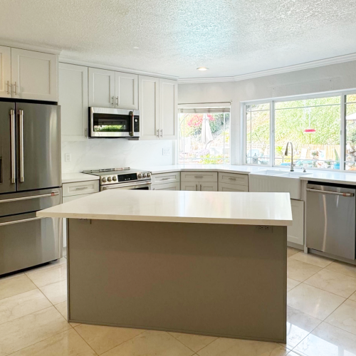 Shell City SCY | Modern Off-White Frameless Kitchen Cabinets